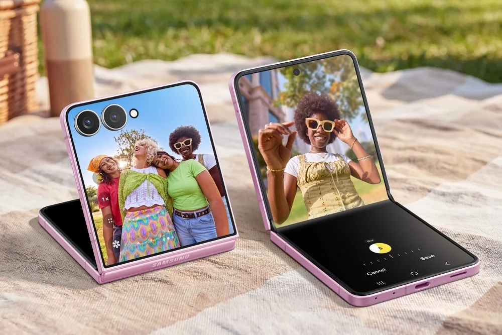 Samsung Galaxy Z Flip 8 с внешним экраном FlexWindow
